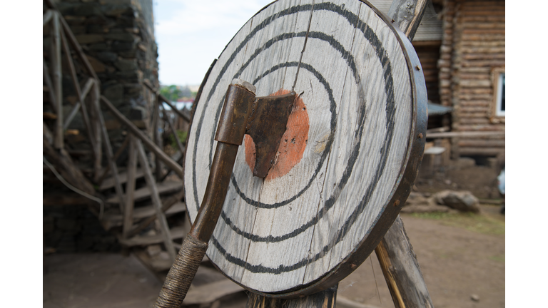 Ax in the target, entertainment throwing an ax