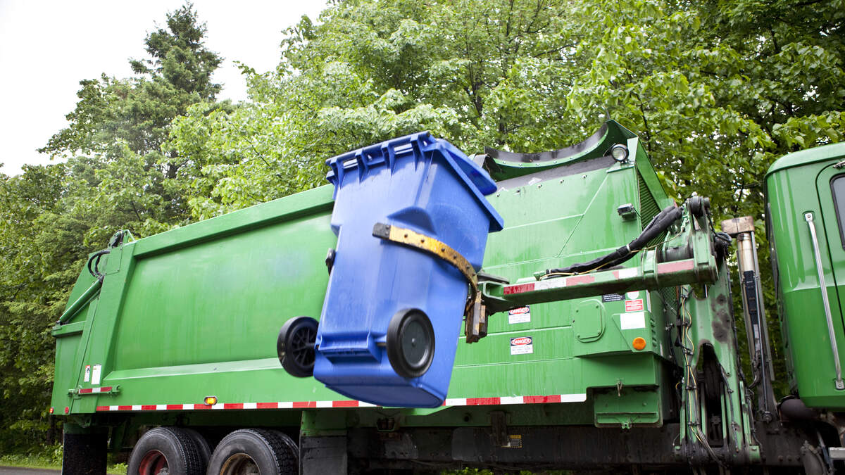 Manatee County Extends Yard Waste and Recyling Alternating Schedule | 107.9 WSRZ