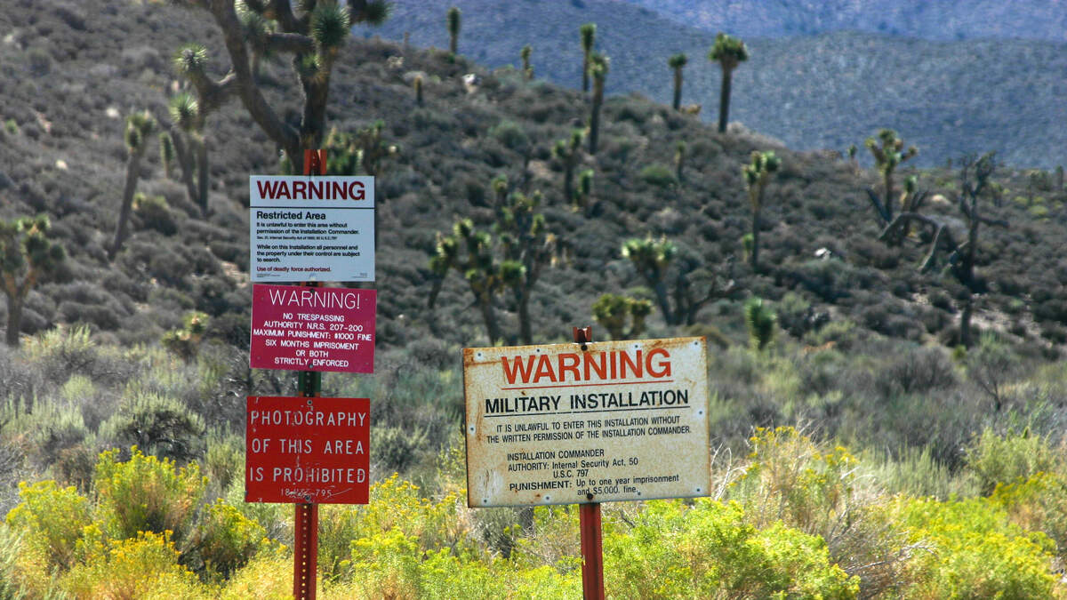 Ex-CIA Agent Gives Deathbed Confessions About Area 51