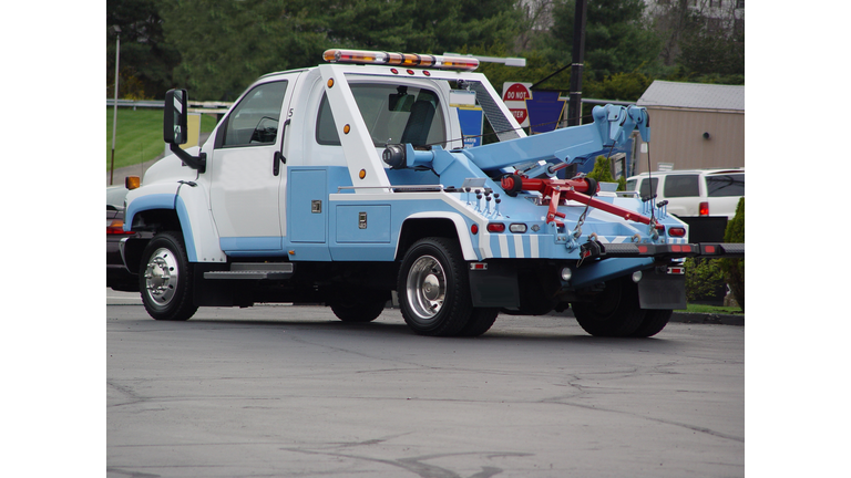 Tow Truck Diagonal