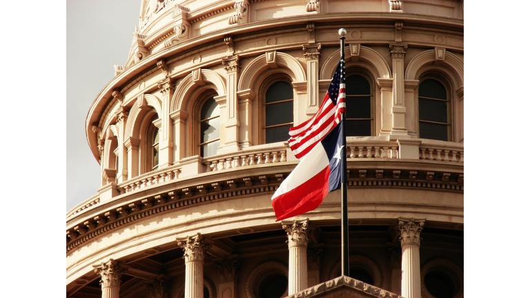 Texas State Capitol Building & Flag