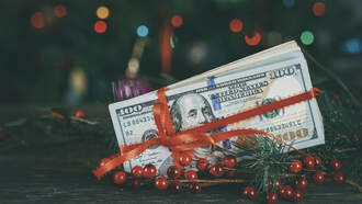 Four Tips to Reduce Your Financial Stress During the Holidays