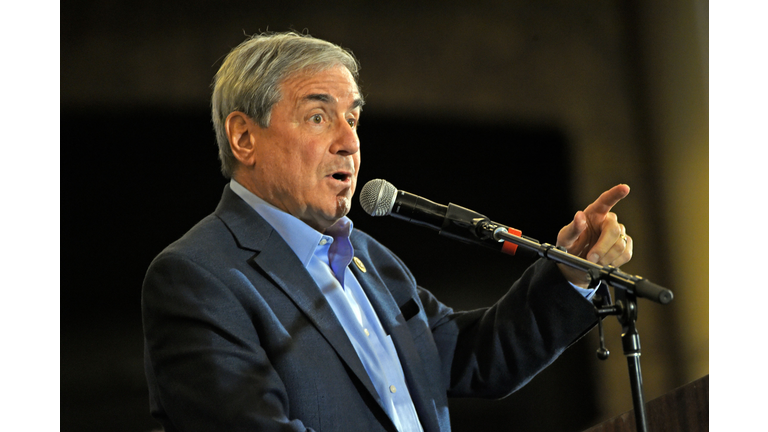 Protecting Working Families Tour By MoveOn.org And The Not One Penny Campaign With Sen. Sanders And Rep. Yarmouth In Louisville, KY