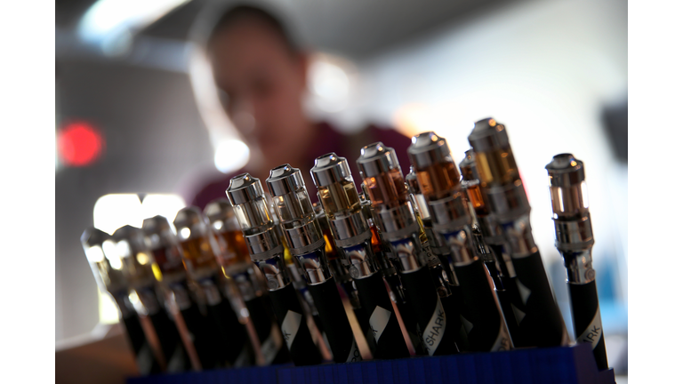 Top US Tobacco Companies Enter E-Cigarette Market