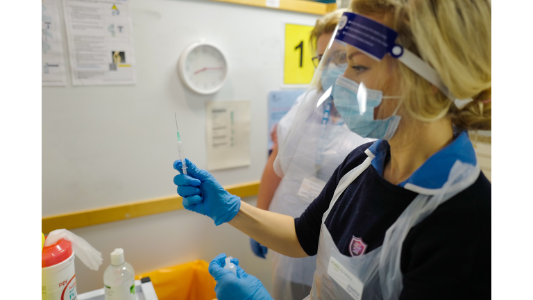 NHS England Starts Covid-19 Vaccination Campaign                                        "n