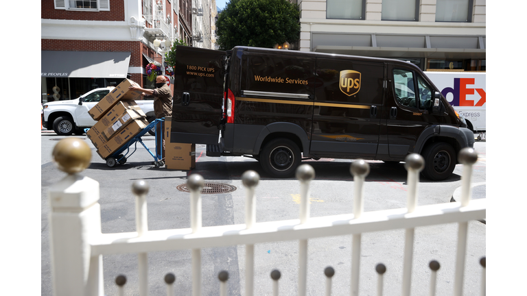 United Parcel Service Reports 13 Percent Rise In Quarterly Revenue