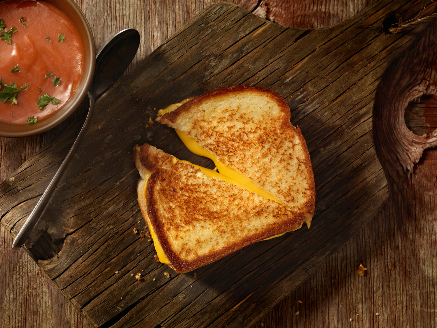 Grilled Cheese Sandwich With Tomato Soup