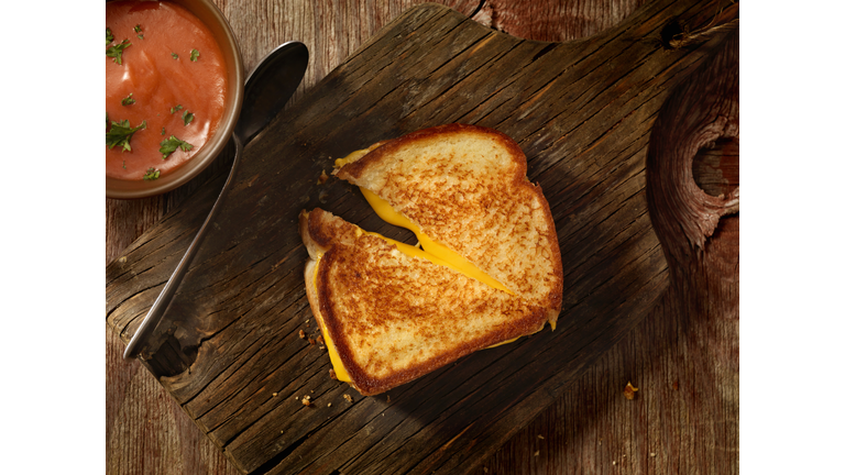 Grilled Cheese Sandwich With Tomato Soup