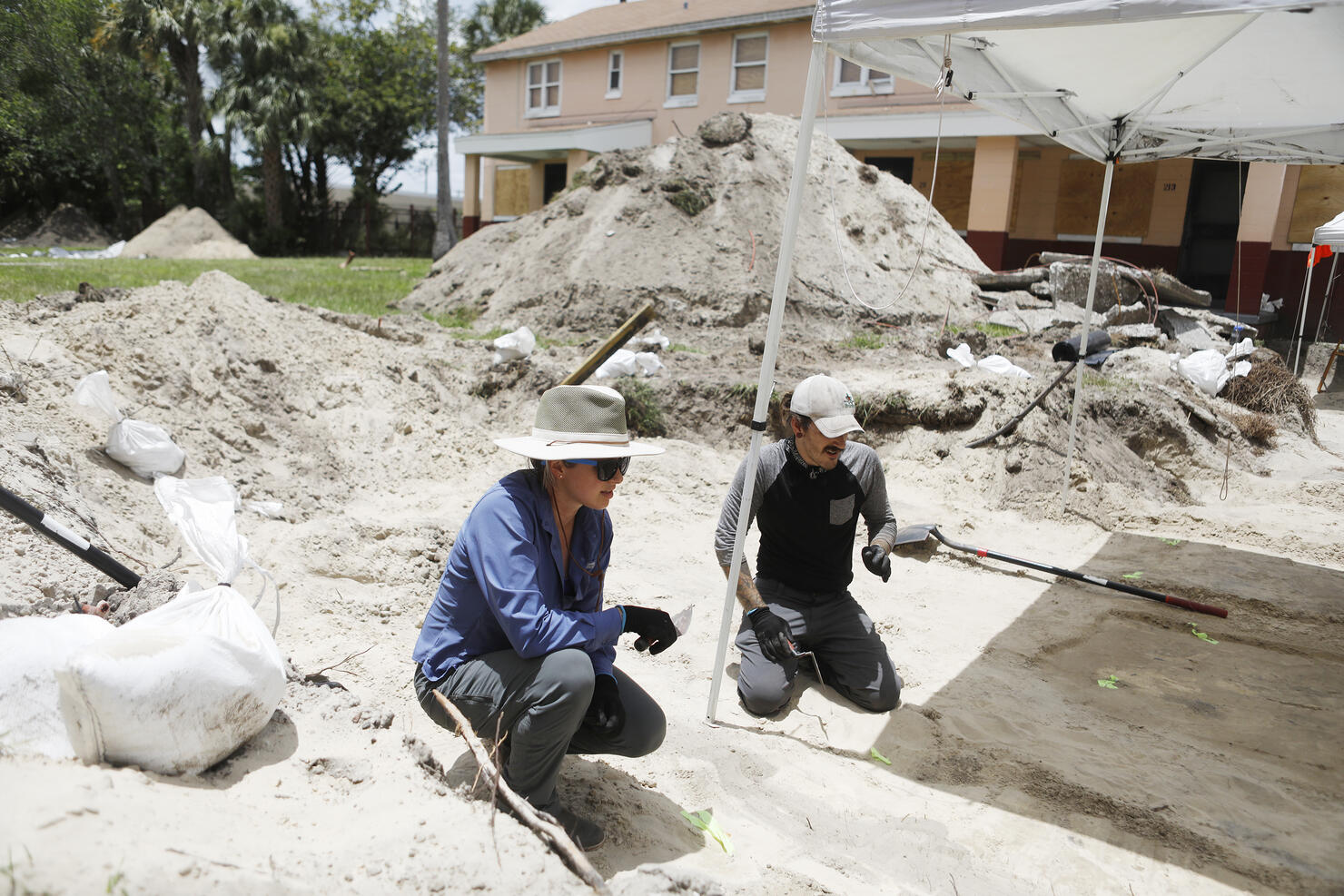 Archaeologists Uncover Lost African American Graves In Tampa's Zion Cemetery