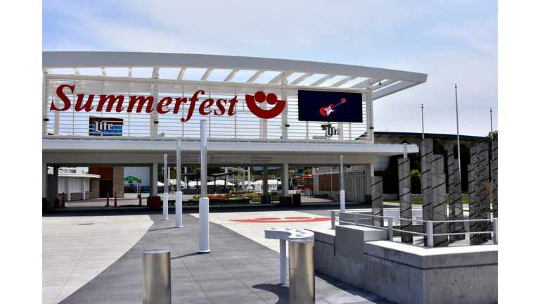 Summerfest sign at Milwaukee's Lakefront