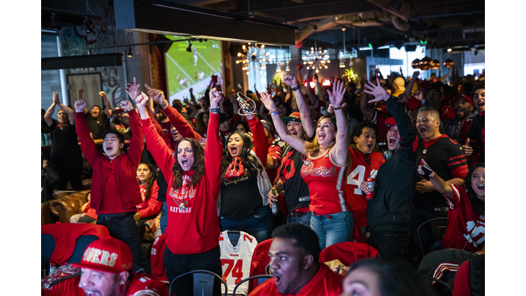 San Francisco 49ers' Fans Watch Their Team's Super Bowl LIV Match Up Against The Kansas City Chiefs