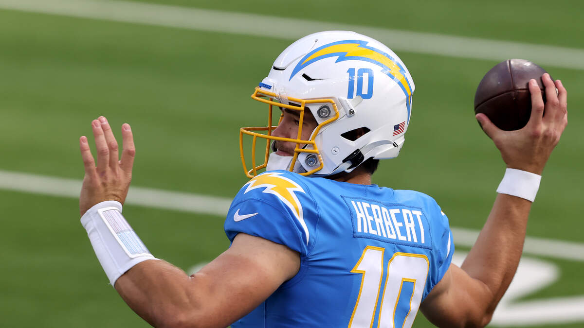 Chargers quarterback Justin Herbert named NFL Offensive Rookie of the Month