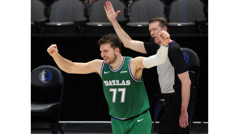 Minnesota Timberwolves v Dallas Mavericks