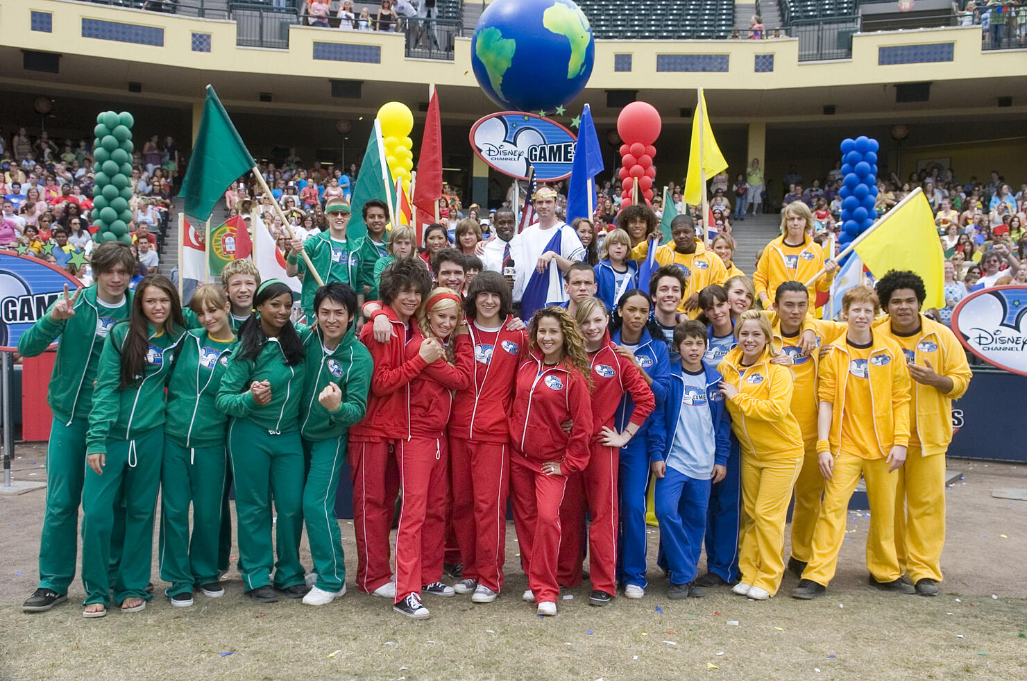 Disney Channel Games 2007 - Ballpark And Concert
