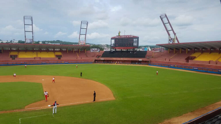 BASEBALL-CUBA-HEALTH-VIRUS