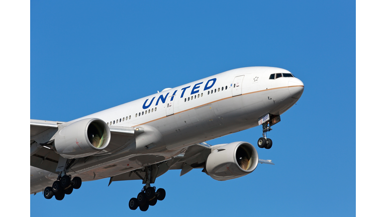 United Airlines passenger aircraft - Boeing 777