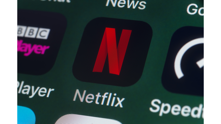 Netflix, BBC iPlayer, News, Speedtest and other Apps on iPhone screen