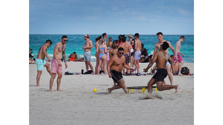 Florida Grapples With Influx Of Spring Break Tourists
