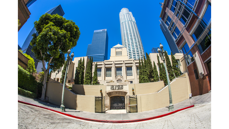 Haunted LA & Open Lines