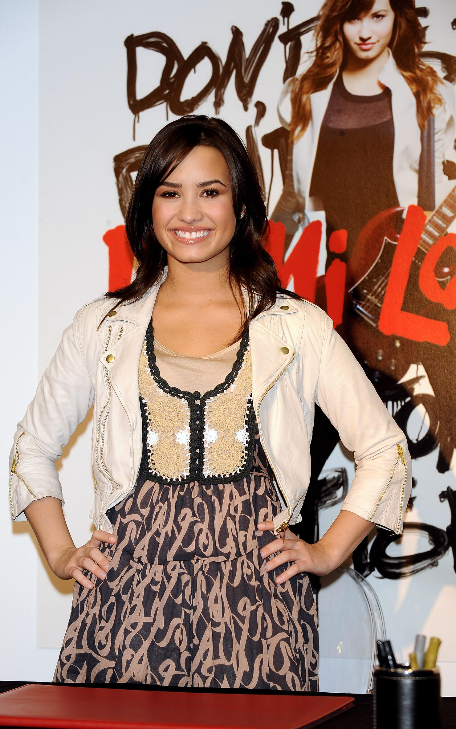 Demi Lovato & Luis Fonsi Tease New - World Music Awards