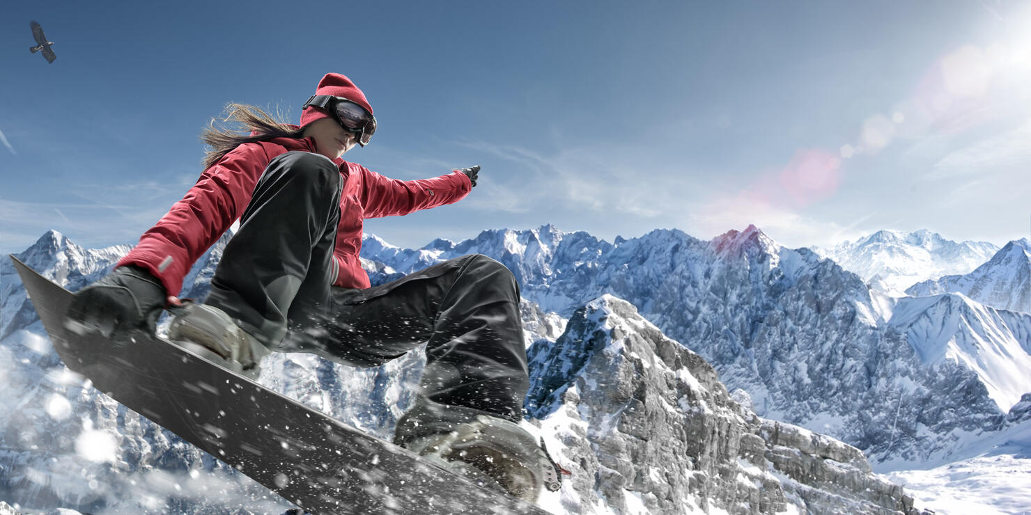 Extreme Snowboarding Girl