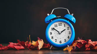 Amy James - How Long It Takes To Adjust To Daylight Saving Time Ending