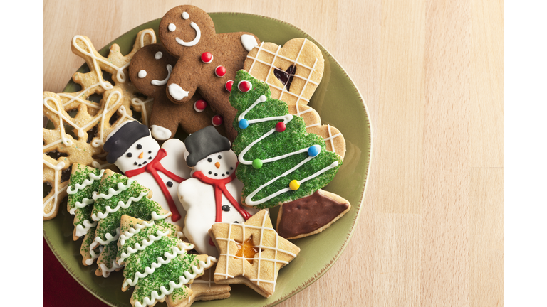 Christmas Cookie Holiday Plate Featuring Tree, Gingerbread, Snowman, Snowflake Desserts