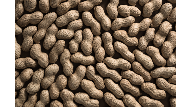 Aboundance Peanuts Fullframe