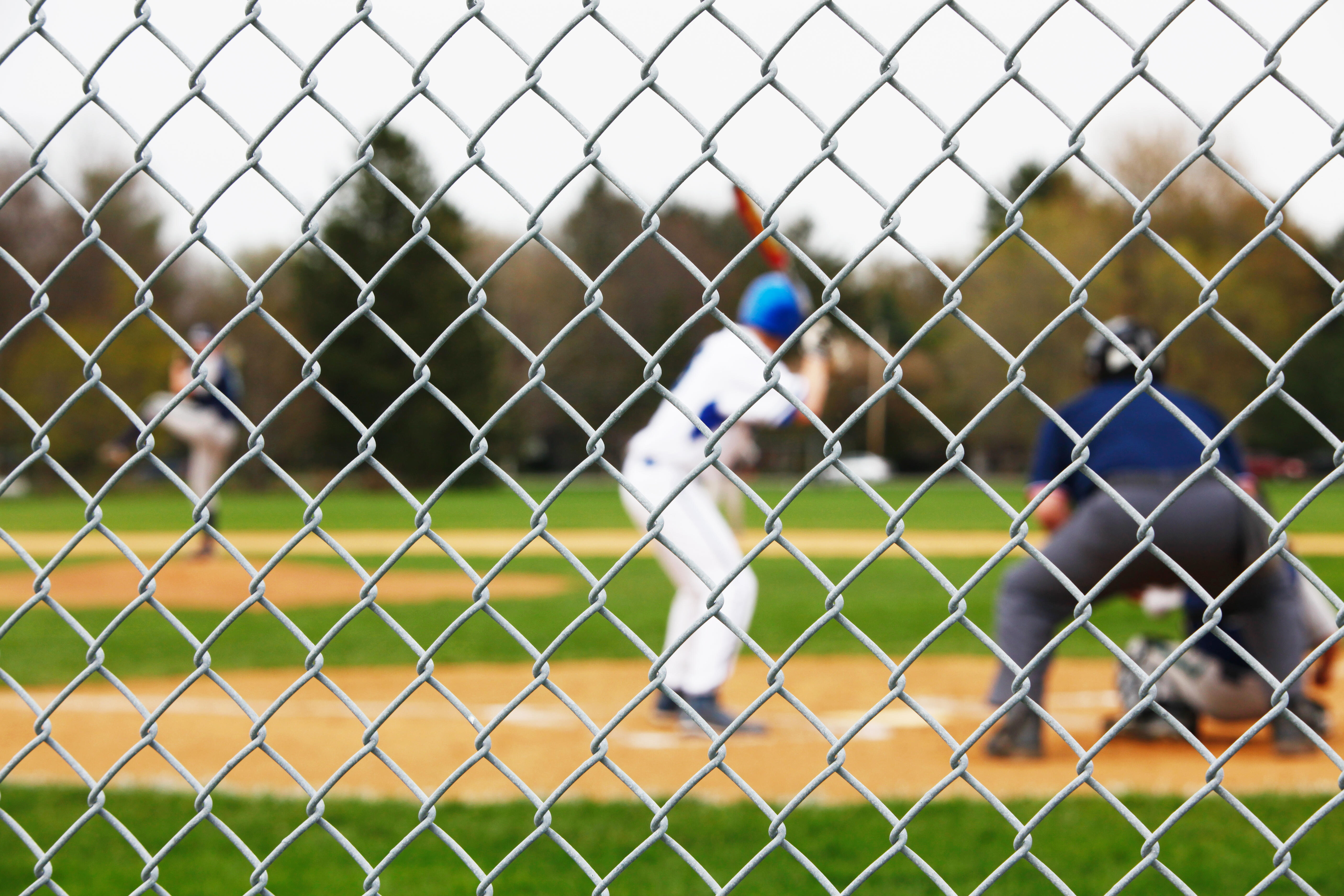 terrifying-footage-gunshots-fired-during-chicago-high-school-baseball