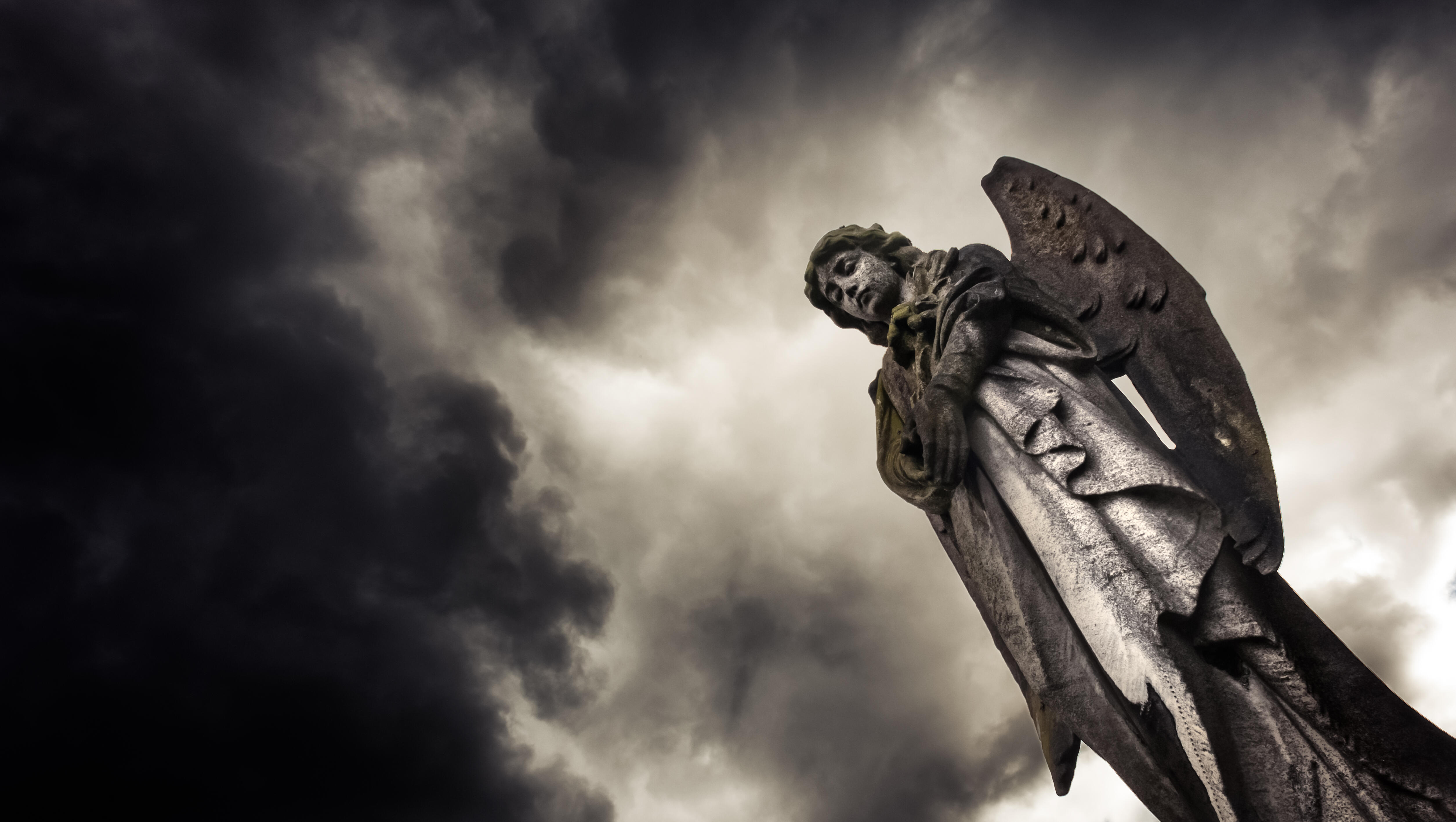 Strange Criminology / Connecting with Angels