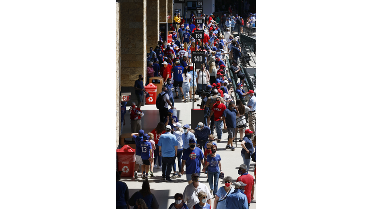 Toronto Blue Jays v Texas Rangers