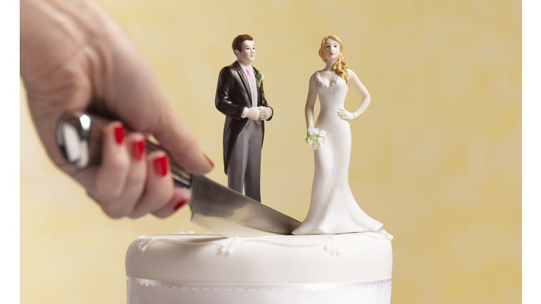 Divorce wedding cake