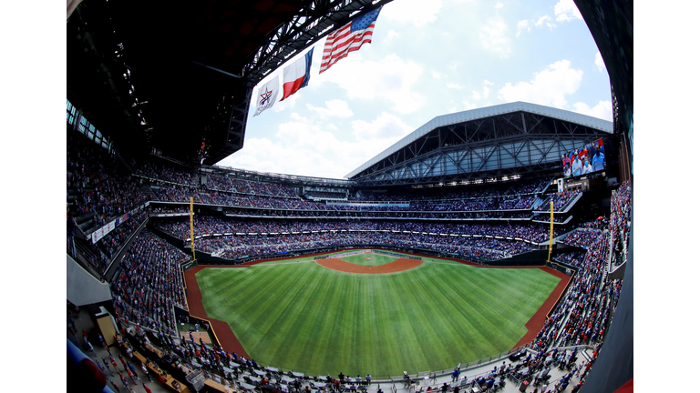 Toronto Blue Jays v Texas Rangers