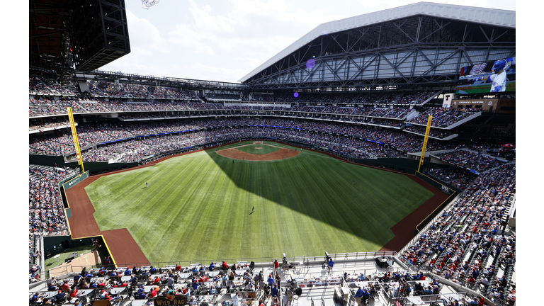 Toronto Blue Jays v Texas Rangers