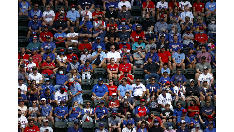Toronto Blue Jays v Texas Rangers