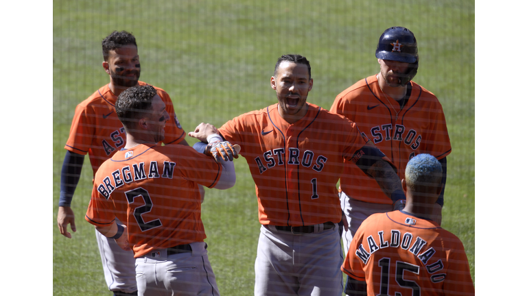 Houston Astros v Los Angeles Angels