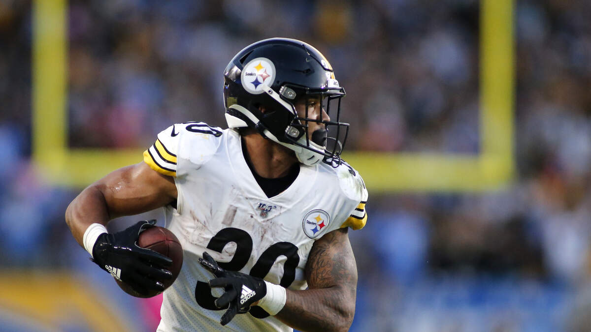 Glazer: Cardinals Sign RB James Conner - Steelers Depot