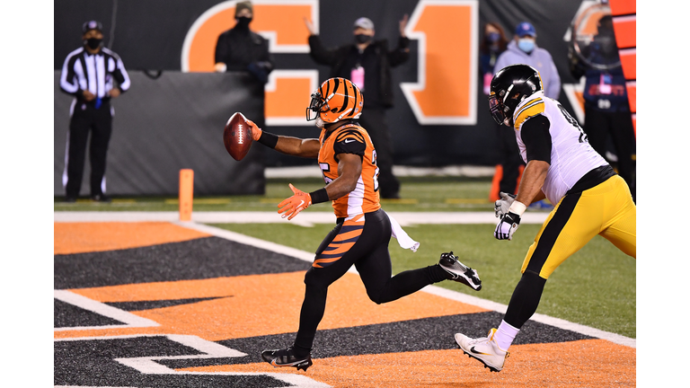 Pittsburgh Steelers v Cincinnati Bengals