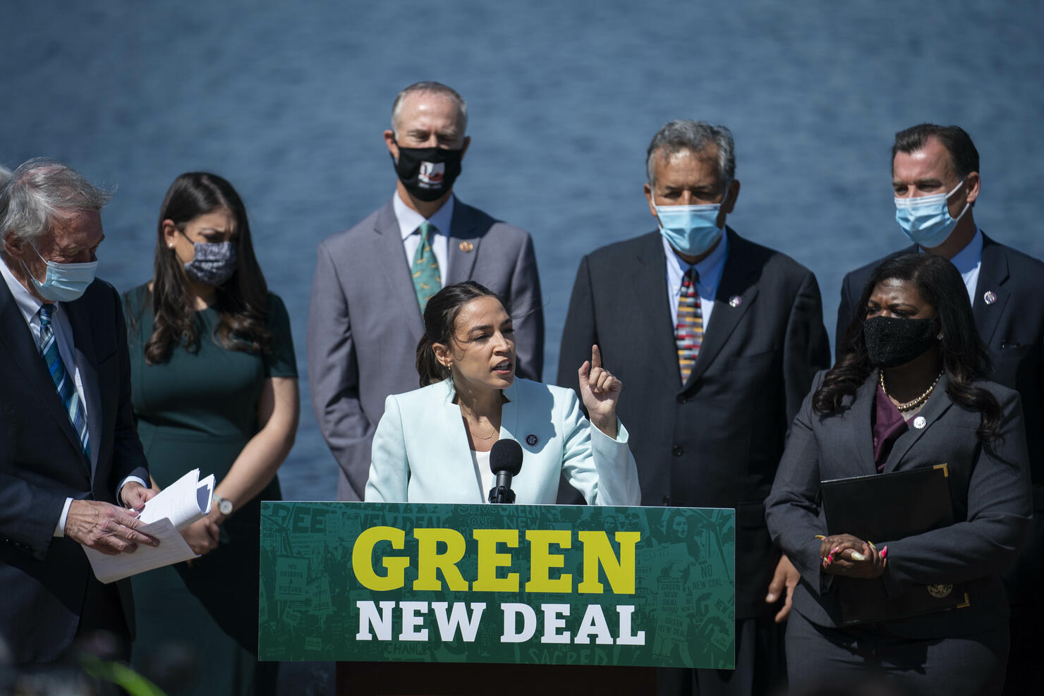 Democratic Politicians Reintroduce Green New Deal Legislation