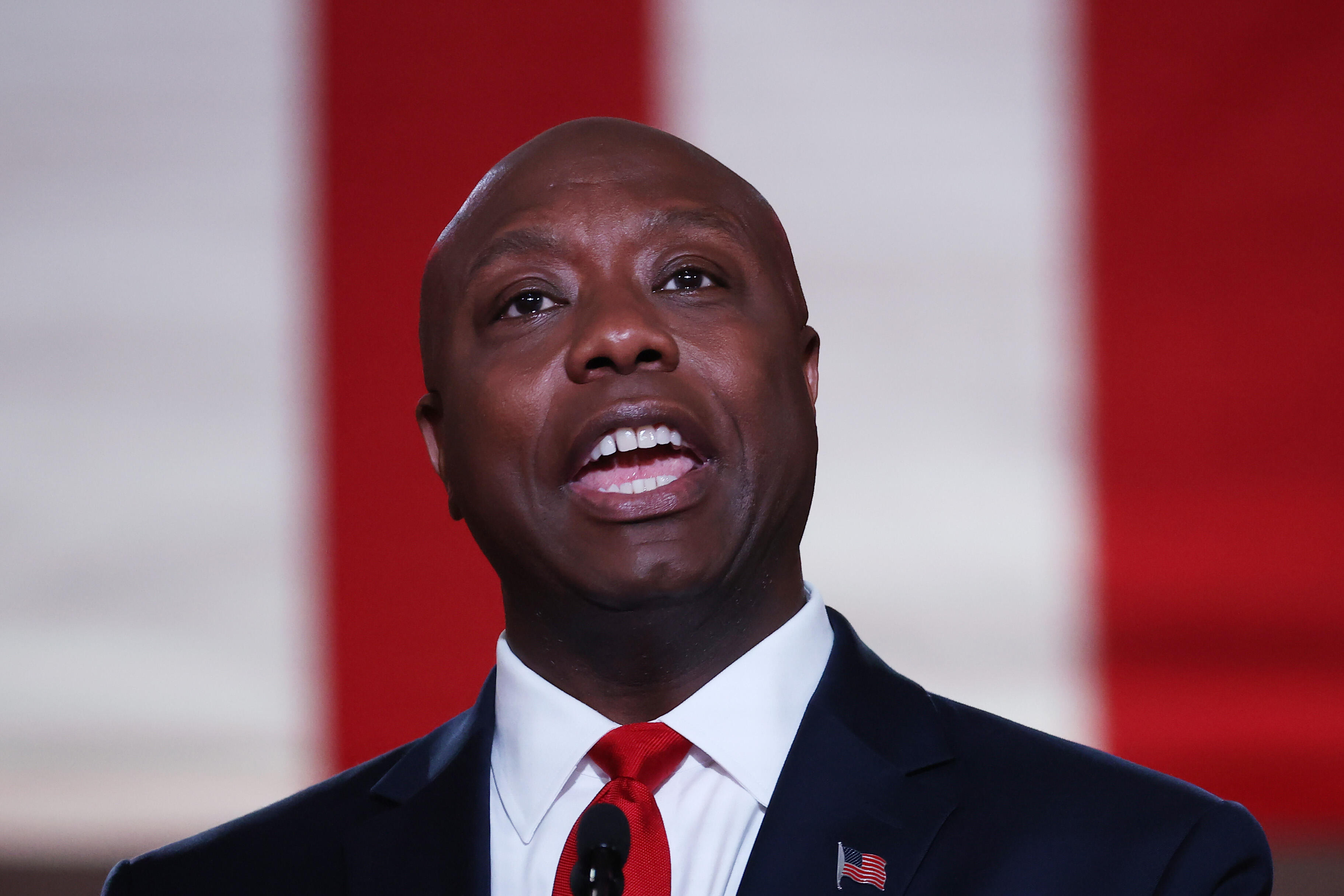 Sen Tim Scott President Biden Is Pulling Us Further And Further Apart Iheart 5353