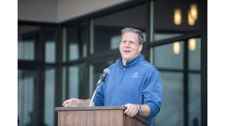 DraftKings, South Side Tavern Officially Open Retail Sportsbook in Manchester