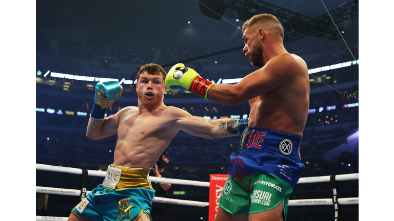 Canelo Alvarez v Billy Joe Saunders