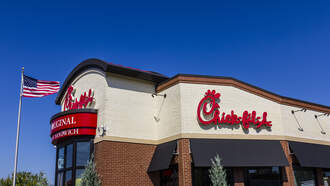 The Penthouse - 5 Yeat Old Florida Boy Sneaks Out of Home To Get Chick-fil-A Breakfast