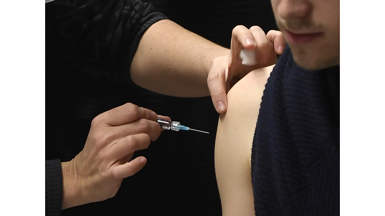 FRANCE-HEALTH-DISEASE-VACCINE-EDUCATION-UNIVERSITY