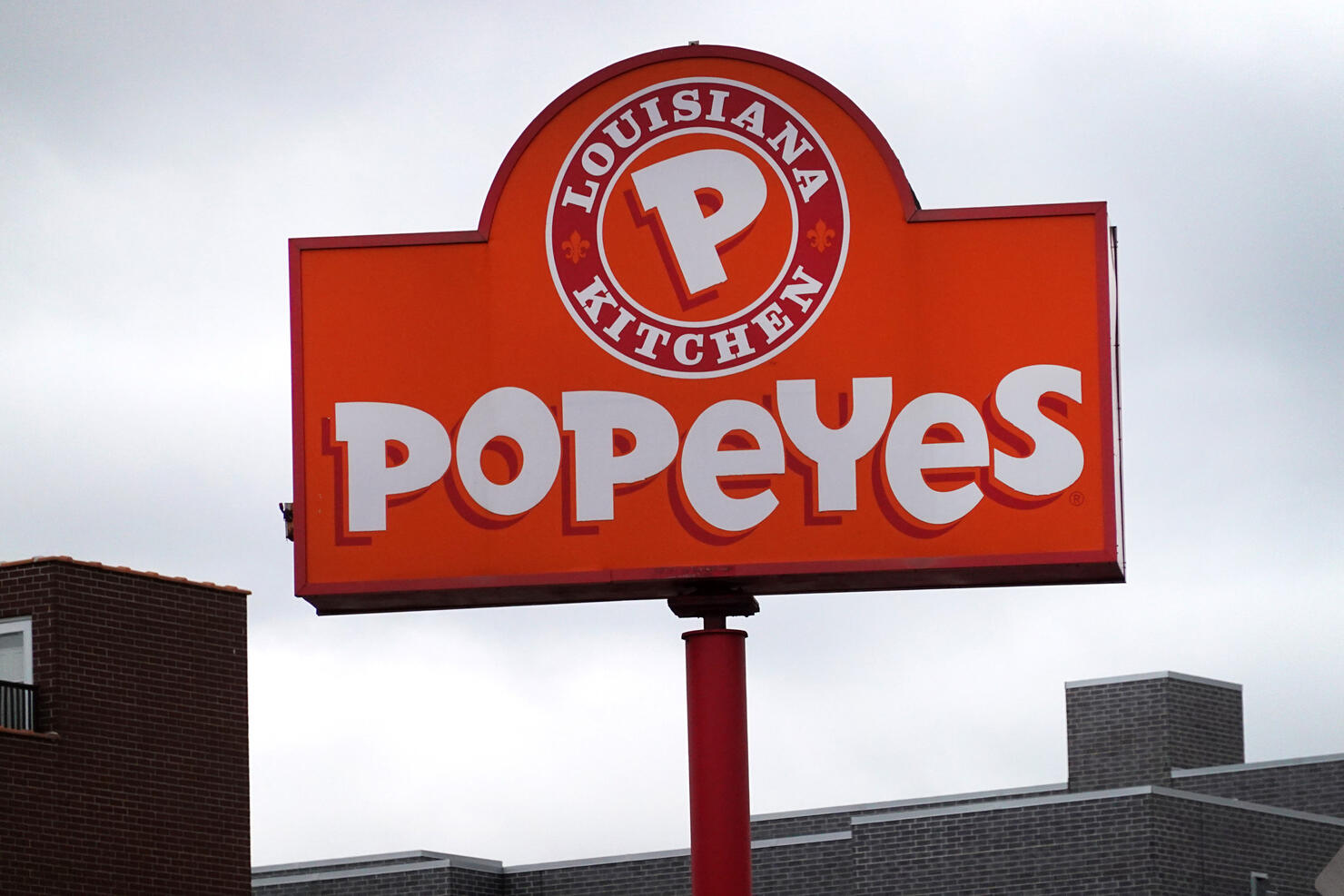 VIDEO: Controversial Sign Posted At A St. Louis Popeyes Said To Be A Prank  | iHeart