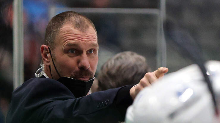 Brad Larsen Named New CBJ Head Coach | News Radio 610 WTVN