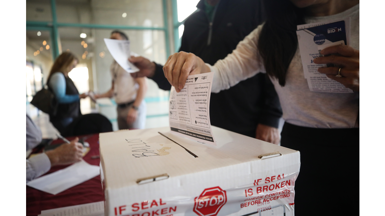 Early Voting Continues In Nevada Ahead Of State's Caucus Next Week