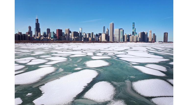 Frigid Weather Continues In Chicago, With Temperatures Hovering In Single Digits Into Weekend