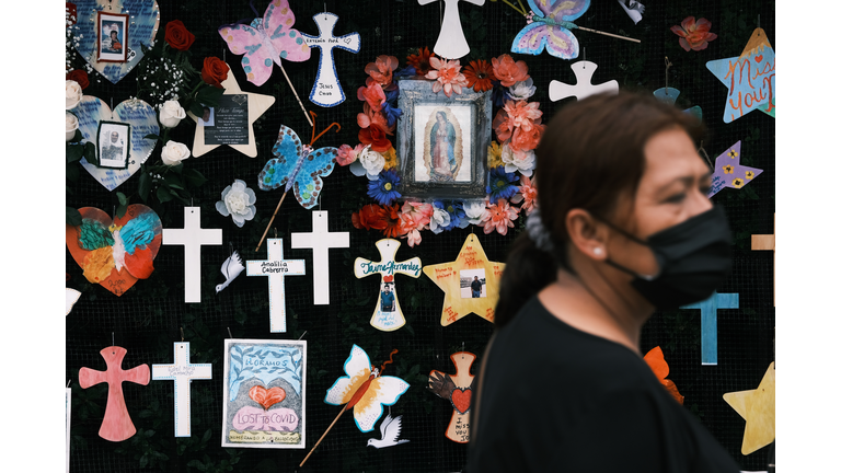 Community COVID-19 Memorial Unveiled In Brooklyn Cemetery