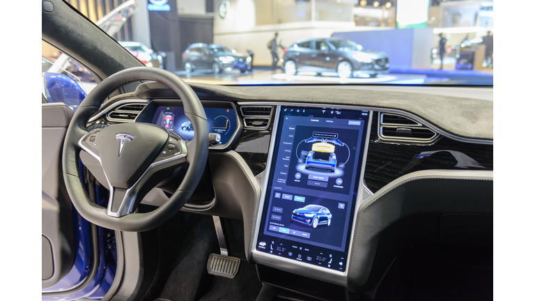 Tesla Model X 90D electric luxury high tech interior